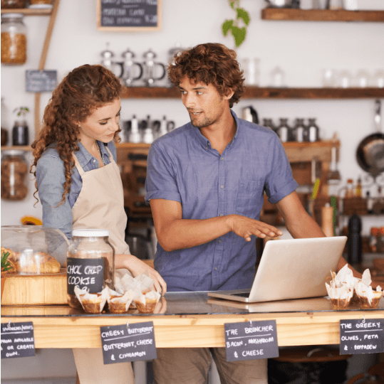 How much does a coffee shop owner make?